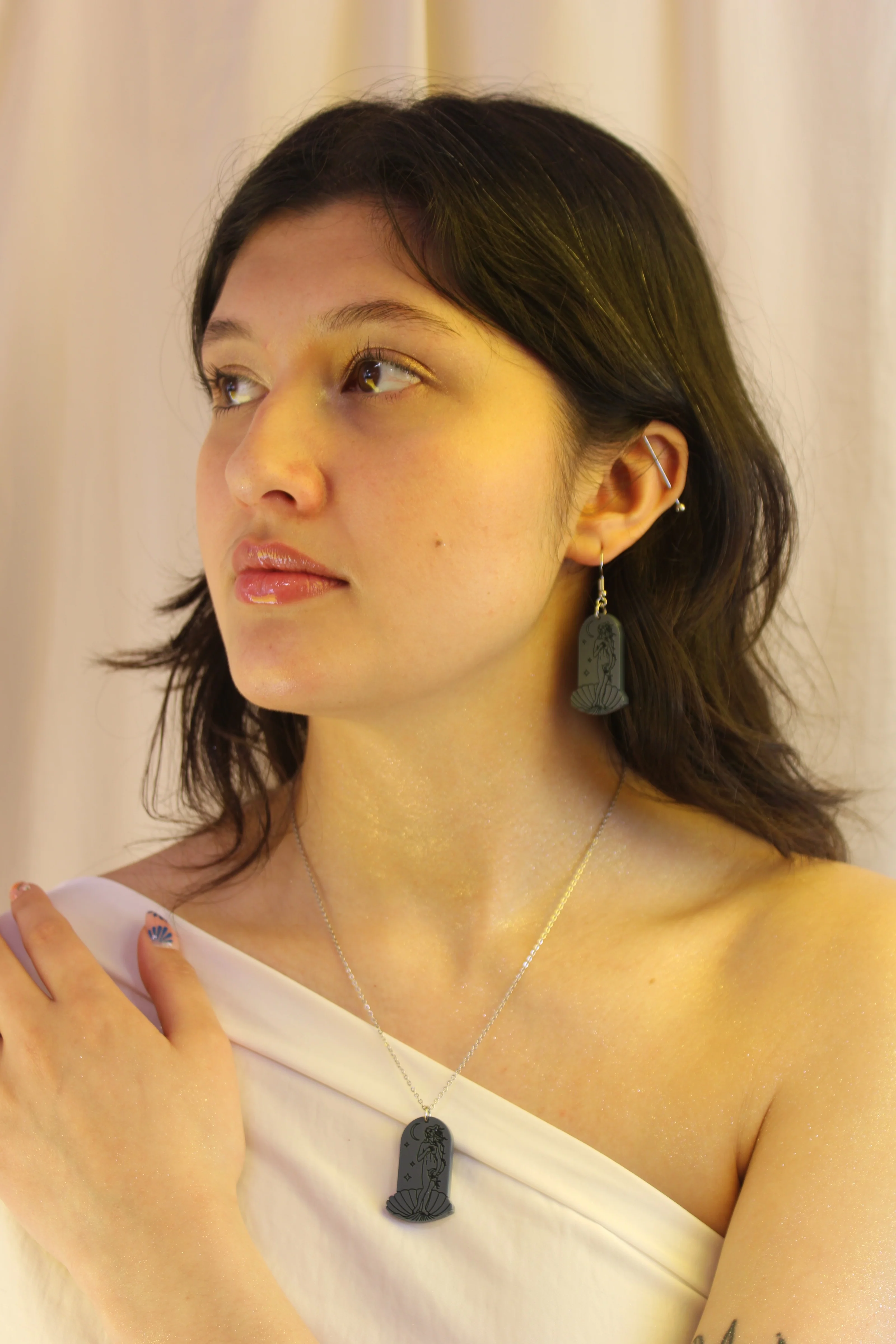 Birth of Venus Arch Earrings - Midnight Blue - Image 5