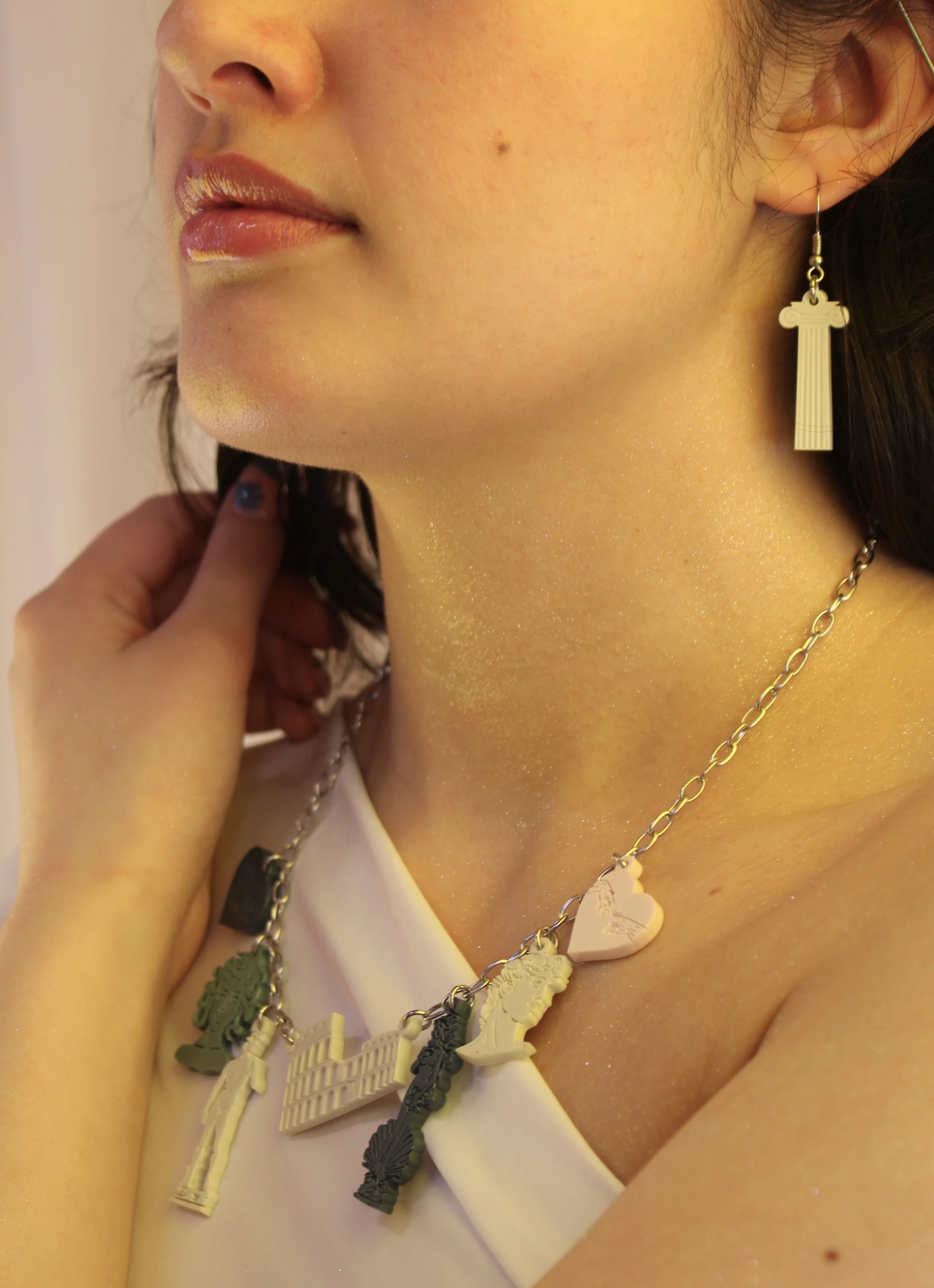 Column Earrings - Image 7