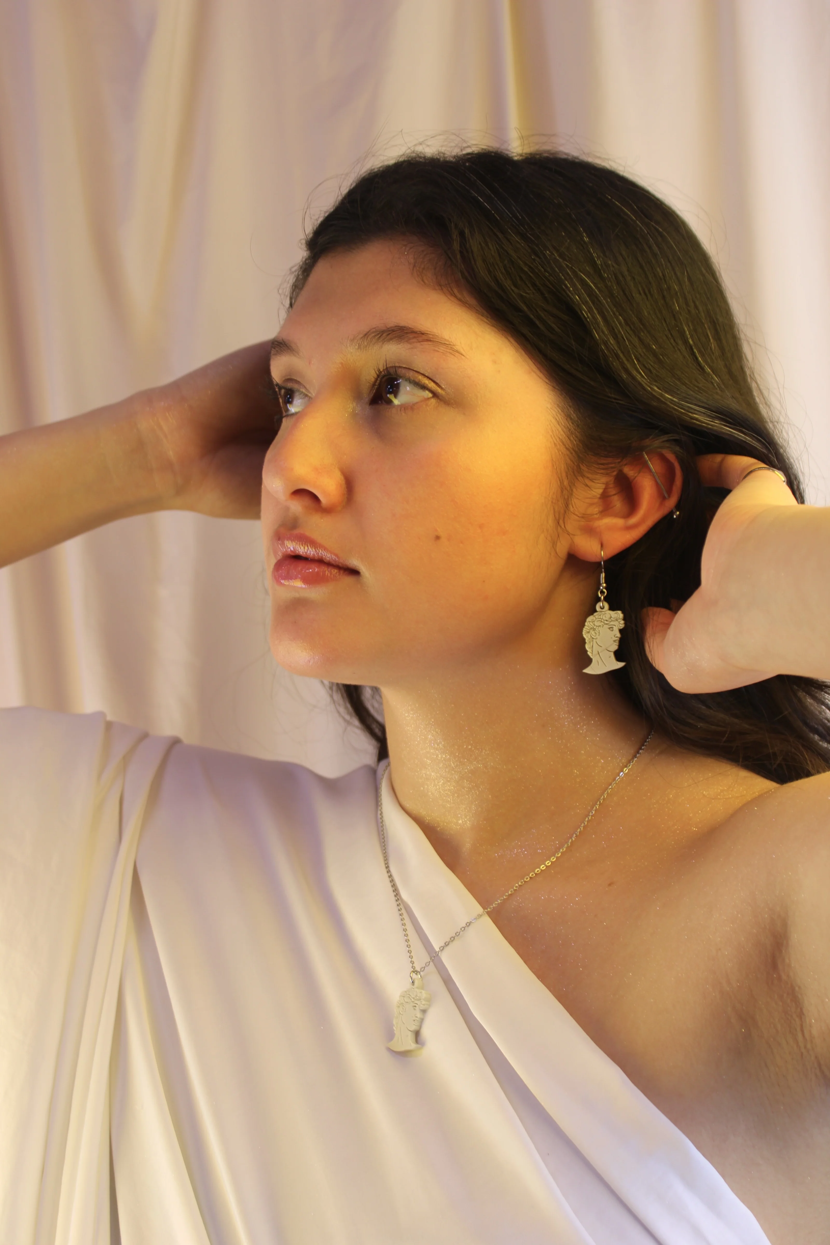 David Bust Necklace - Image 3
