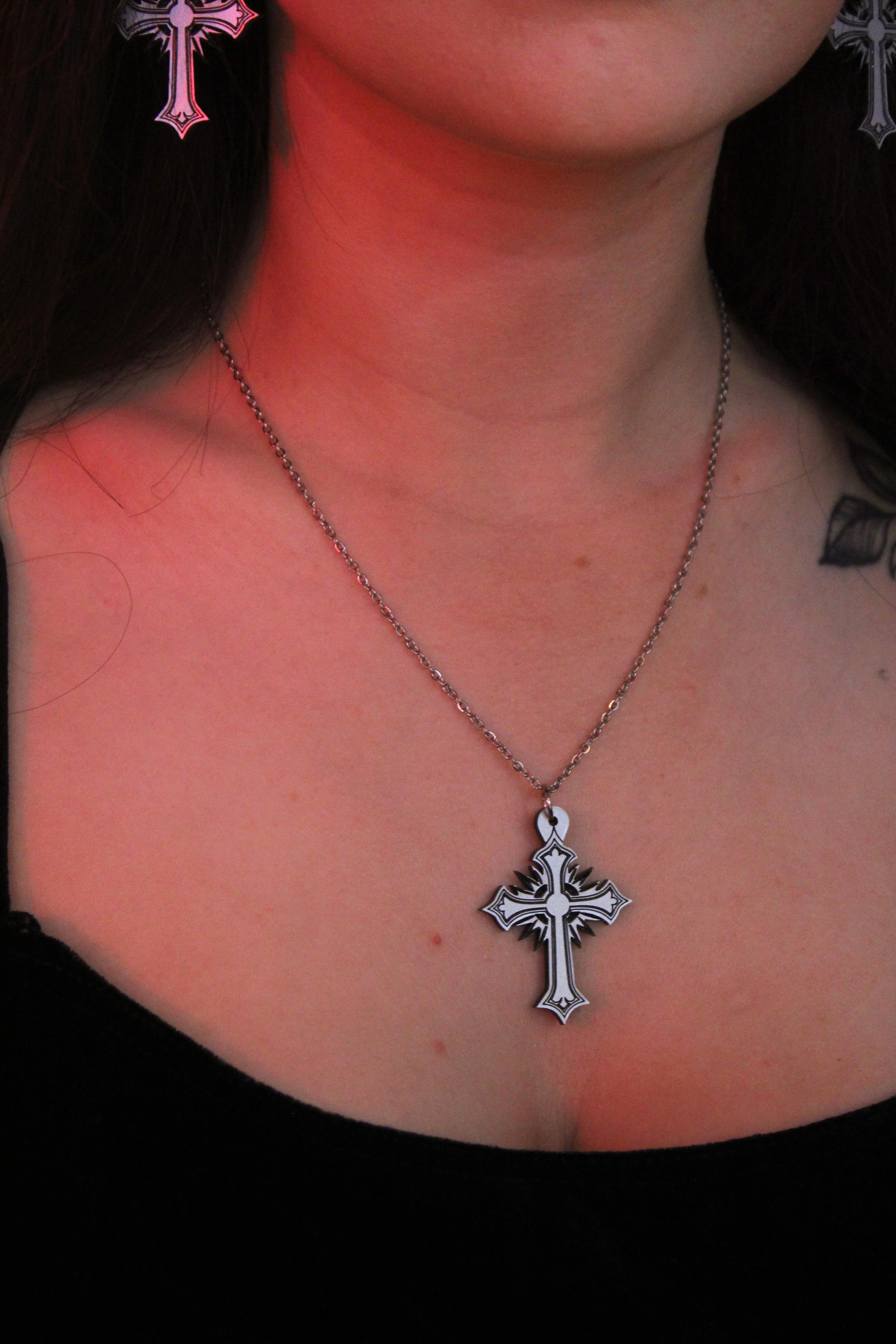 Gothic Cross Necklace - Image 2