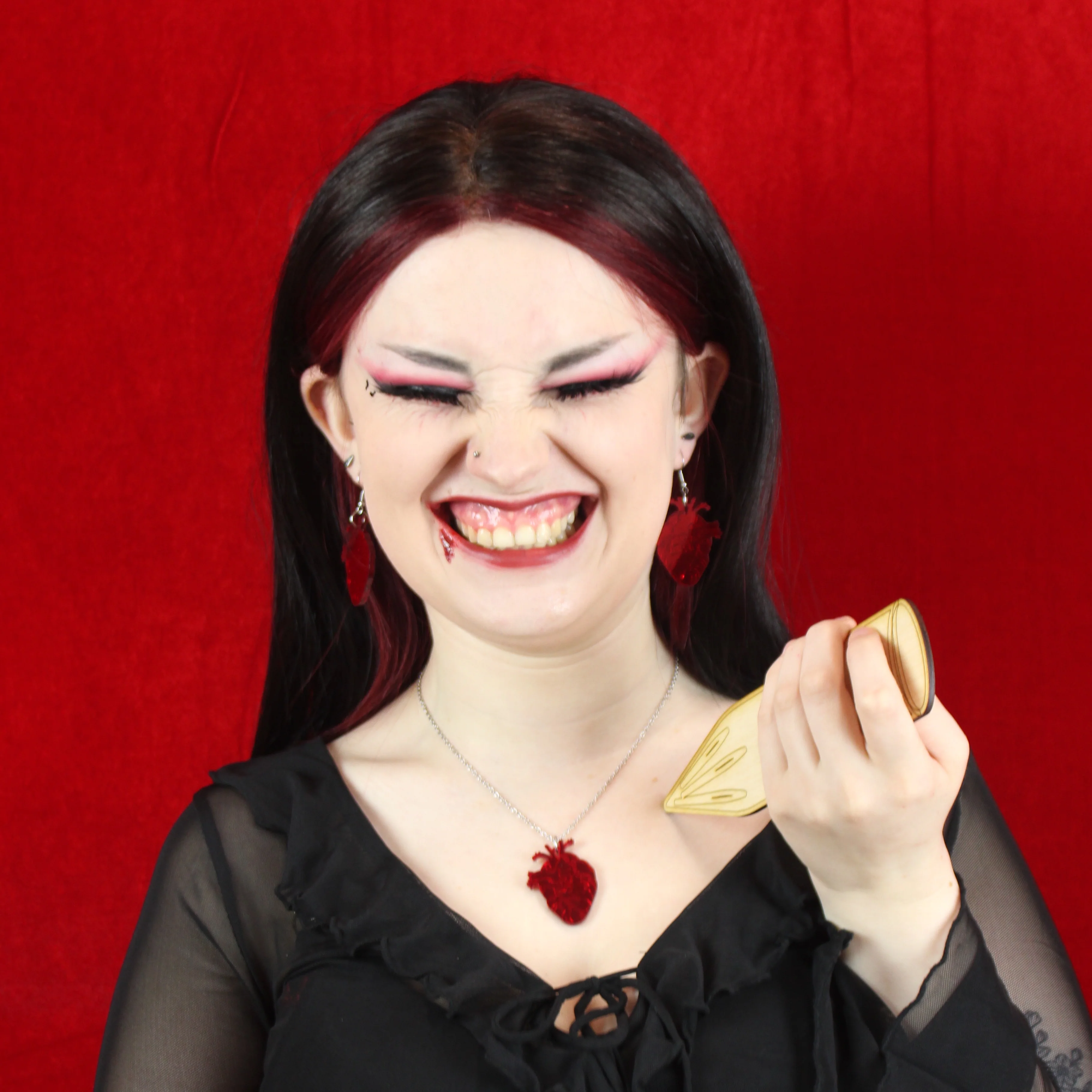 Heart-core Necklace - Image 5