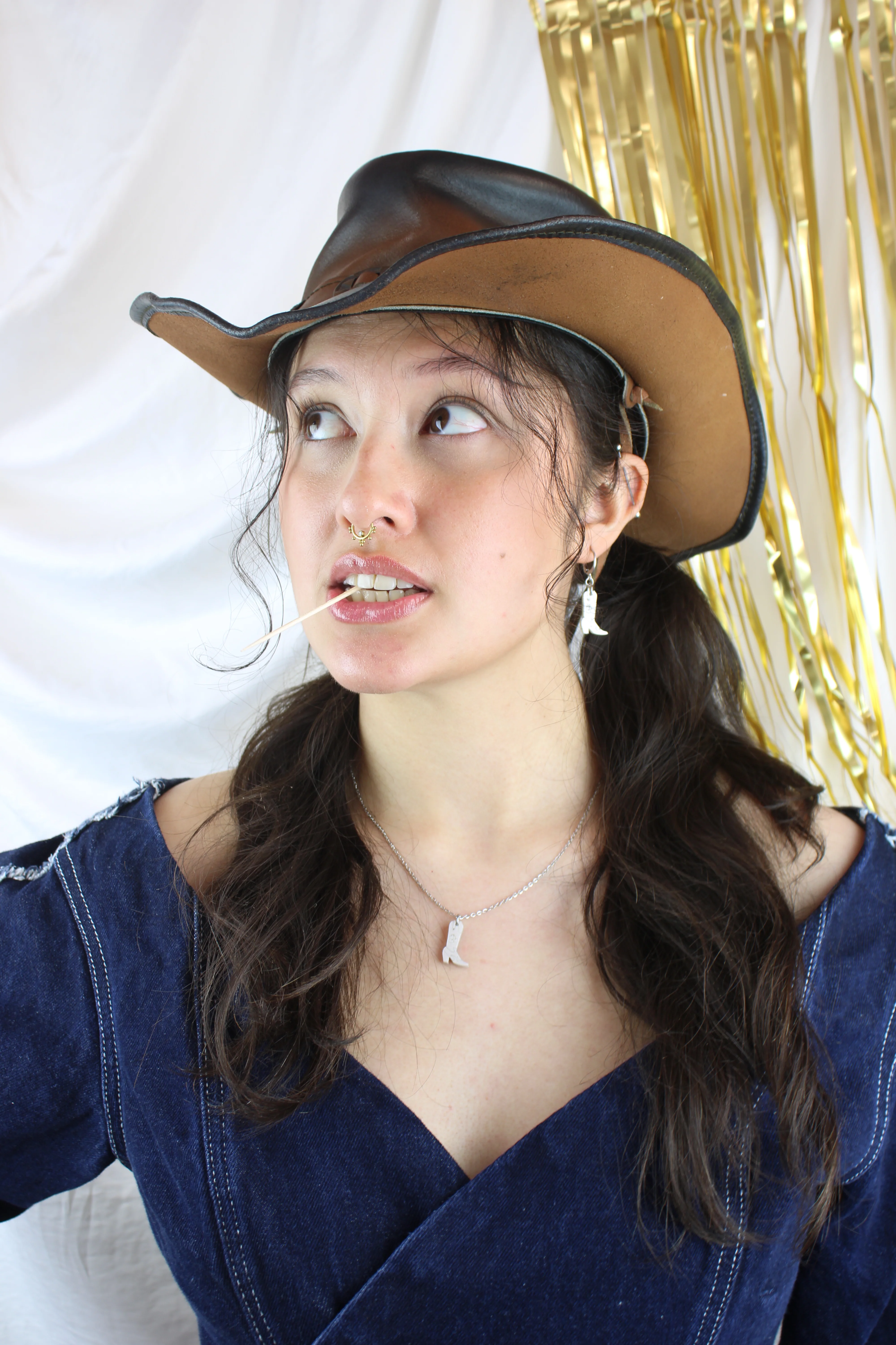 Mini White Cowboy Boot Necklace - Image 5