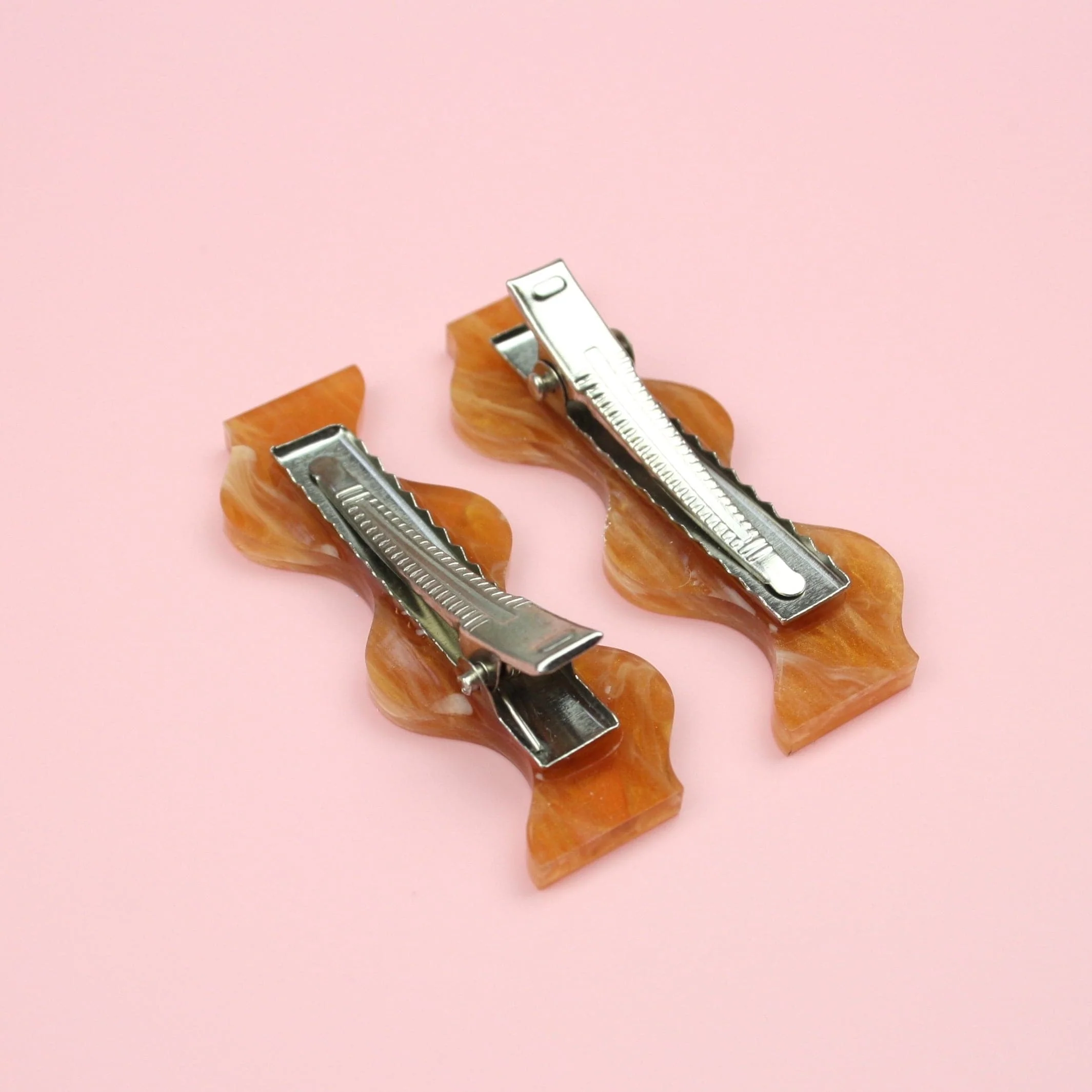 Pecan Wavy Hair Clips - Image 6