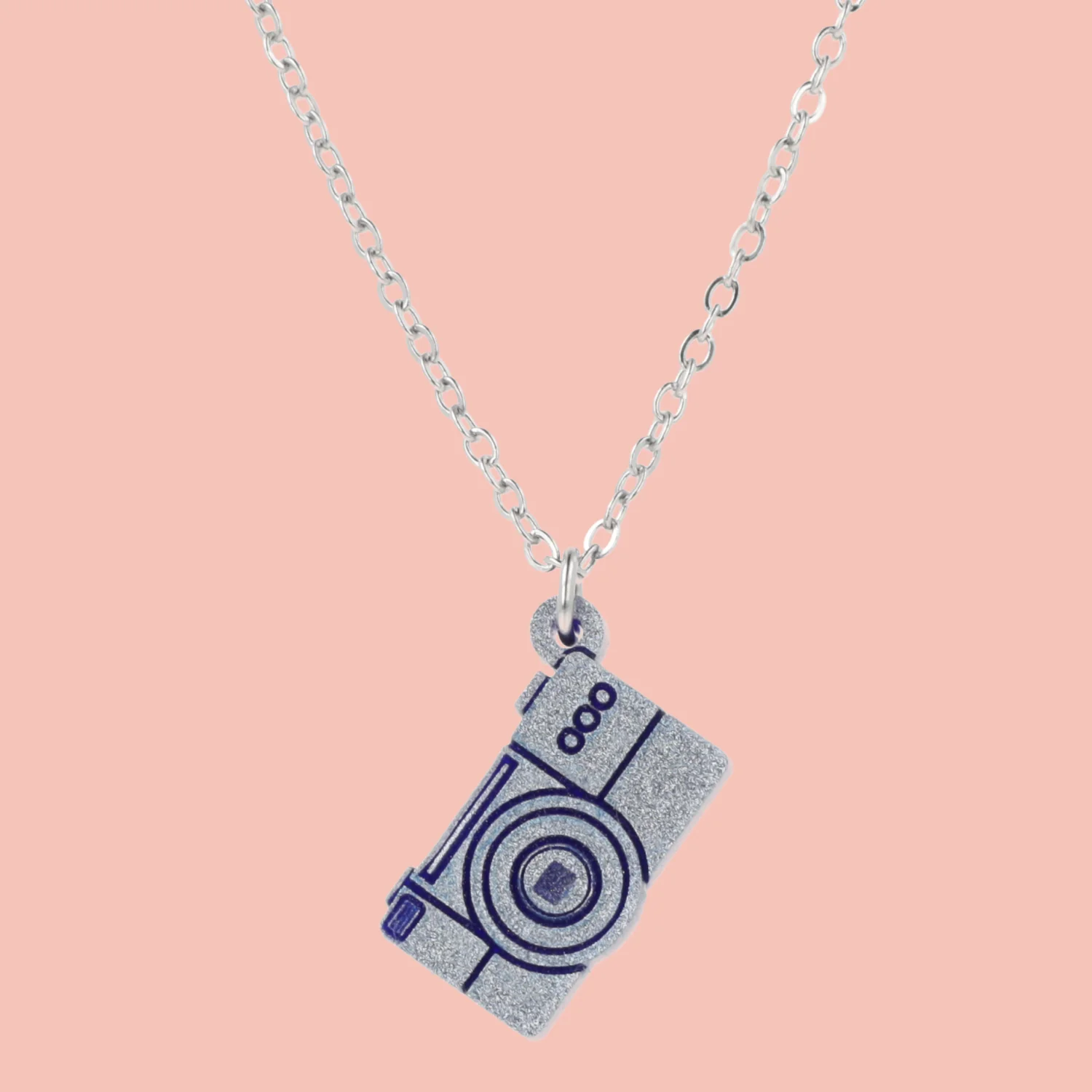 Say Cheese! Digital Camera Necklace - Image 11