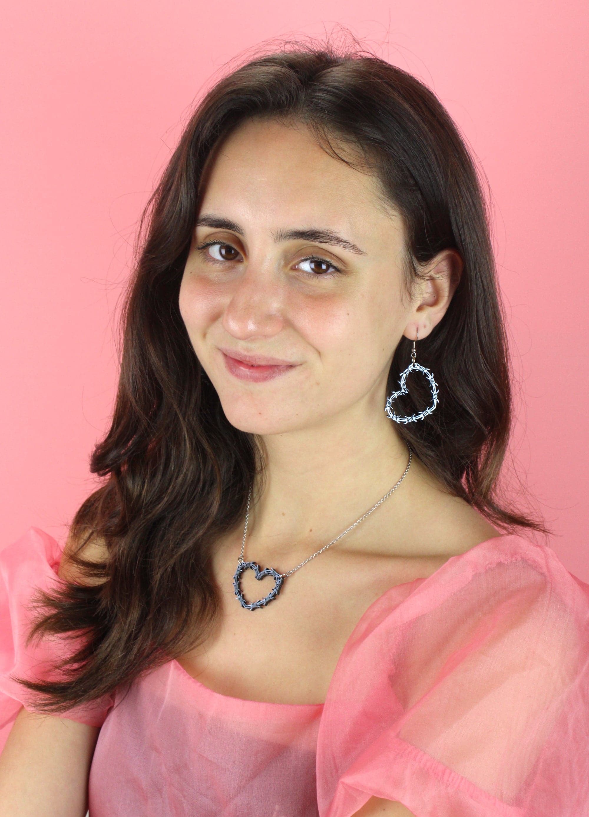 Silver Barbed Wire Heart Earrings - Image 5