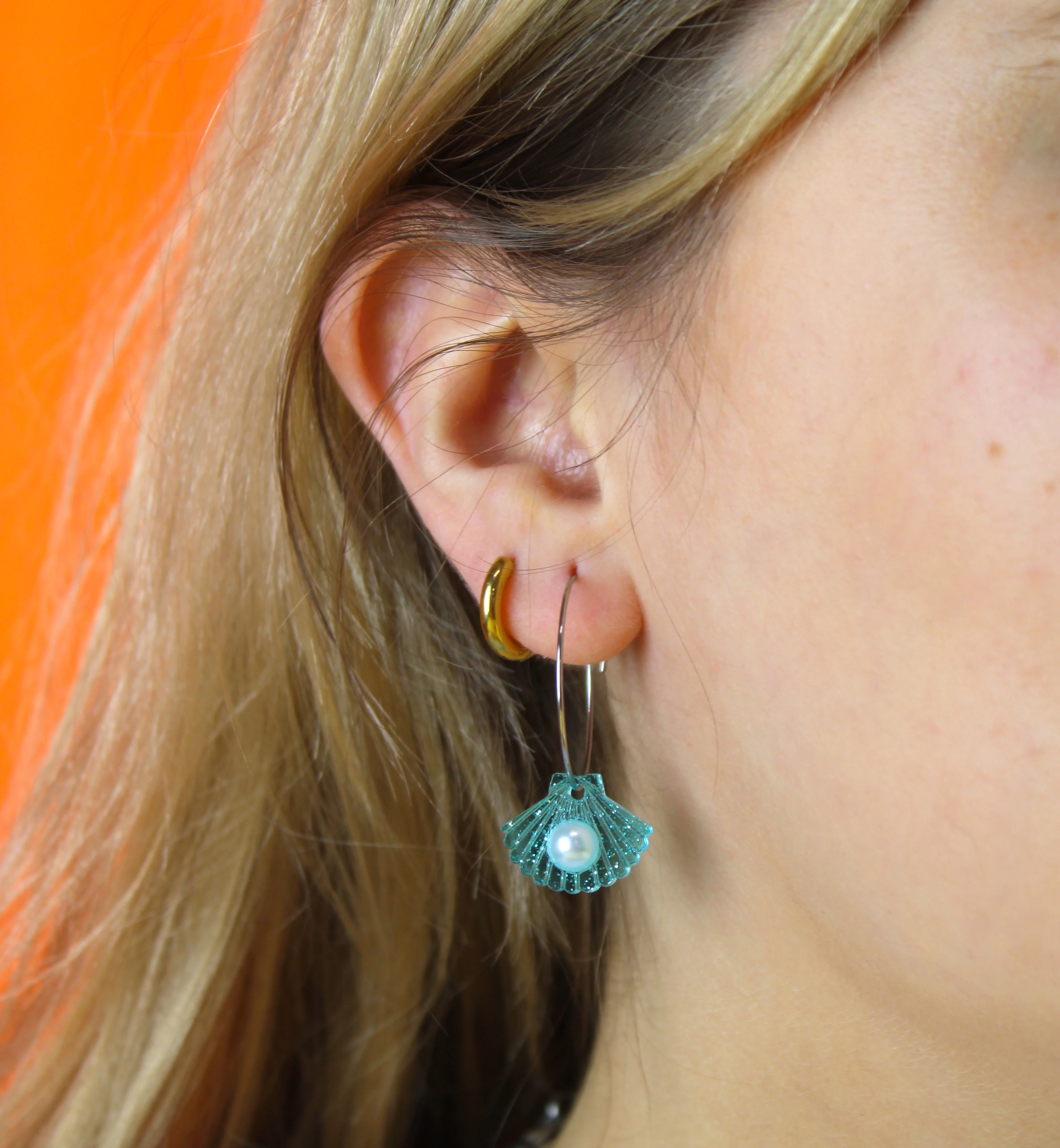 What The Shelly Earrings - Blue - Image 3